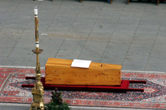 Messa Funebre Giovanni Paolo II - 8 Aprile 2005